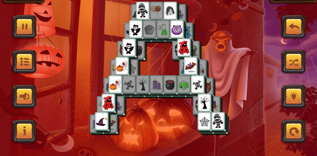 Halloween Mahjong Deluxe 1 play game online in full screen
